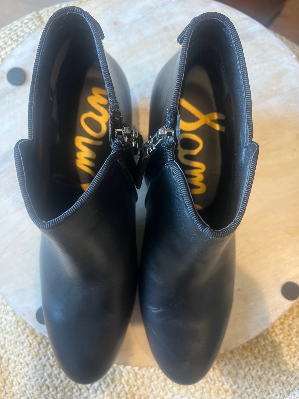 Women's Sam Edelman Petty Ankle Bootie Black Leather Size 9 - Picture 3 of 9